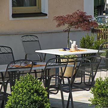Restaurant "Gasthaus Strasserwirt" in Eitting