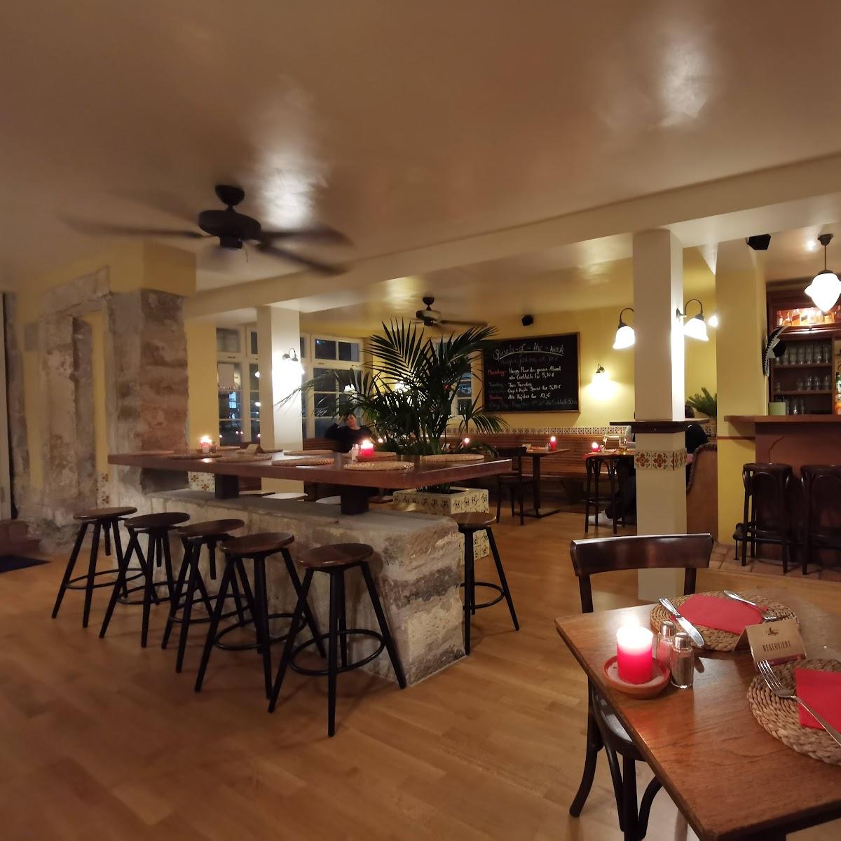 Restaurant "Joe Peña