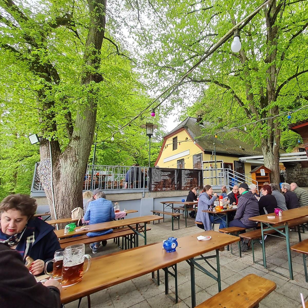 Restaurant "Wettelsheimer Keller" in Treuchtlingen