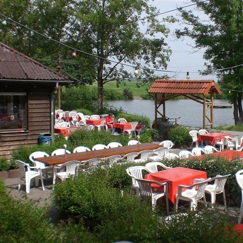 Restaurant "Gartenwirtschaft Hollenbacher See" in Mulfingen