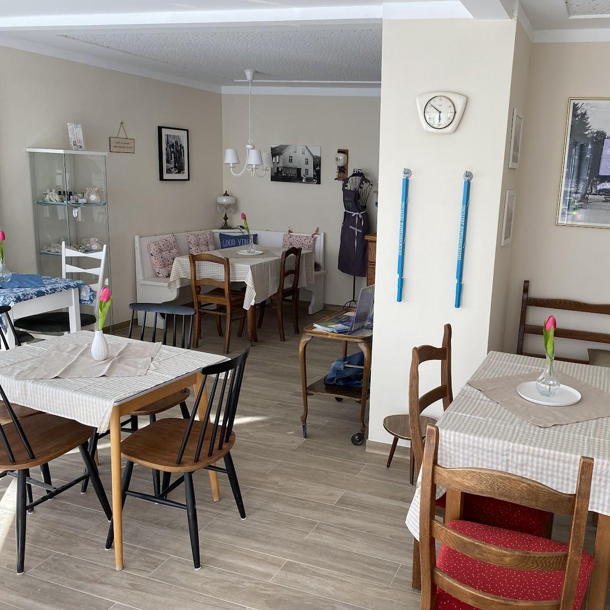 Restaurant "Das-Feine-Zeit-Café" in Steinheim am Albuch