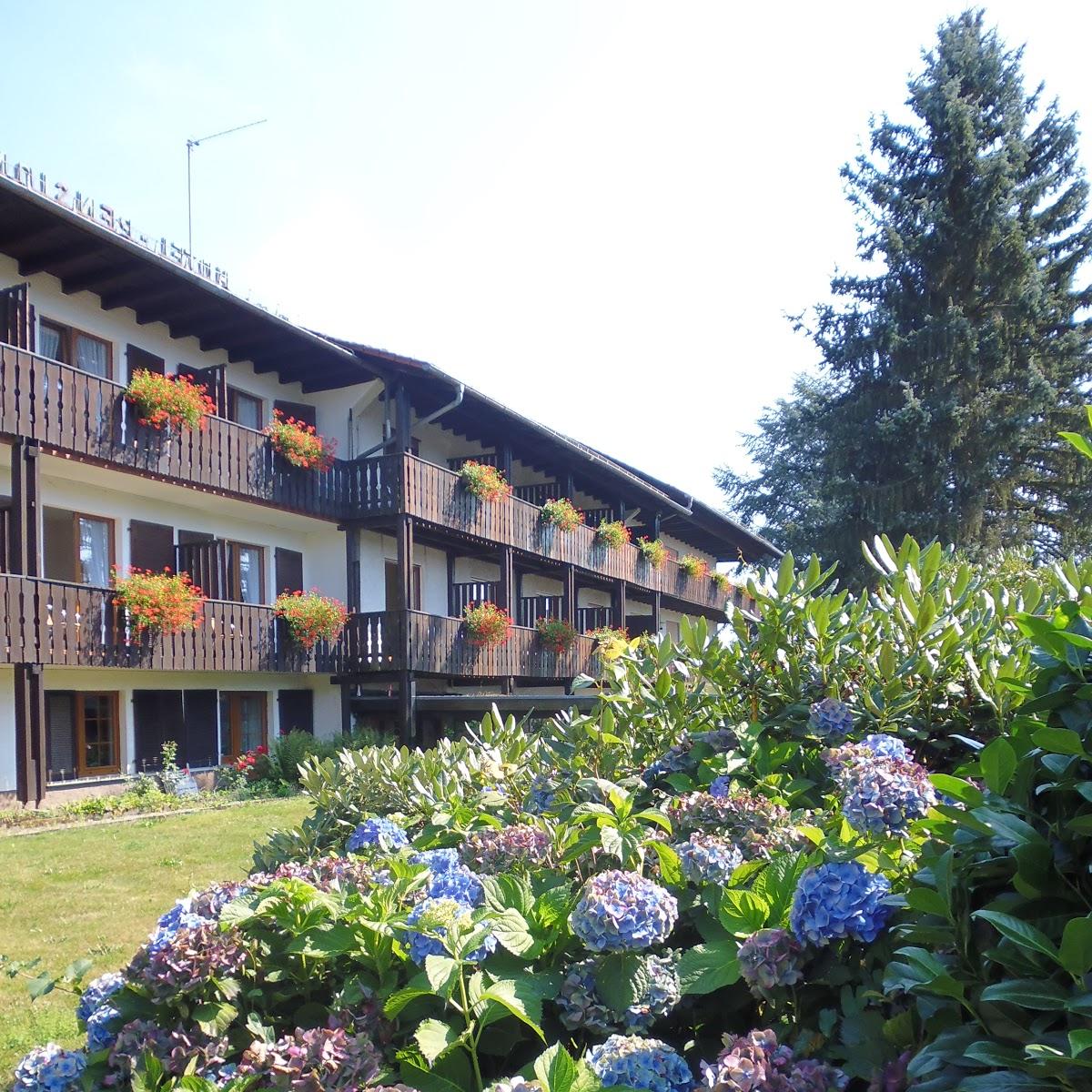 Restaurant "Hotel Schwanheimer Hof" in Schönbrunn