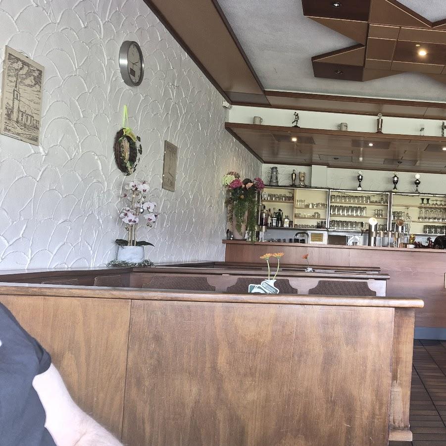 Restaurant "Turnhallen-Restaurant (Speisen bei Vanny)" in Linkenheim-Hochstetten
