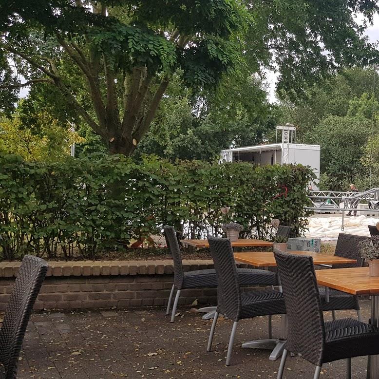 Restaurant "Landbrenner - Restaurant im Gut Clarenhof" in  Frechen