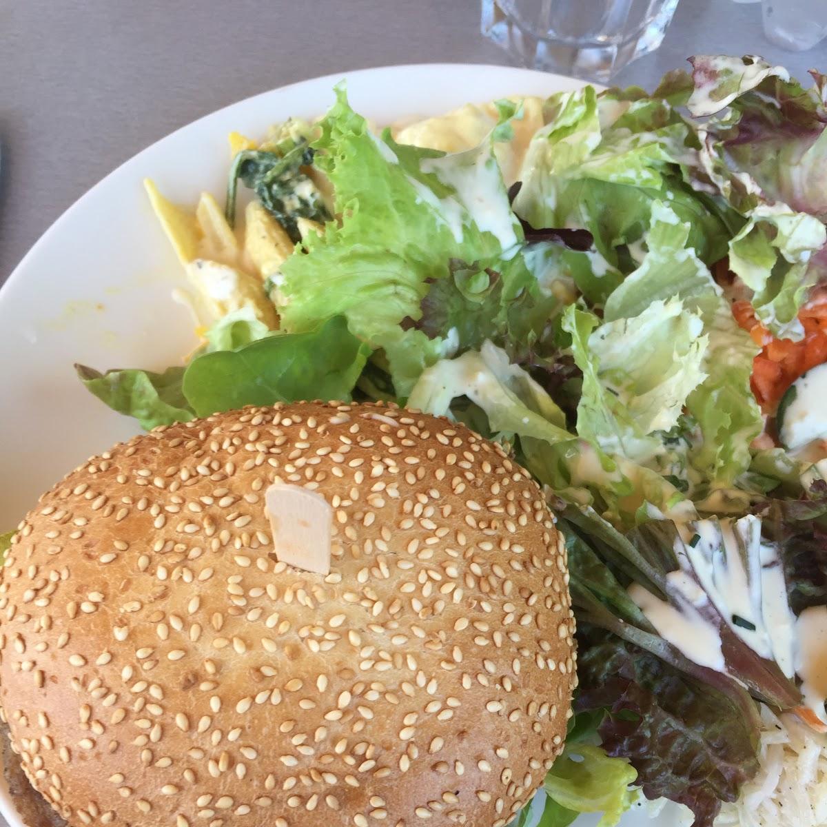 Restaurant "Badi Beiz" in Feuerthalen