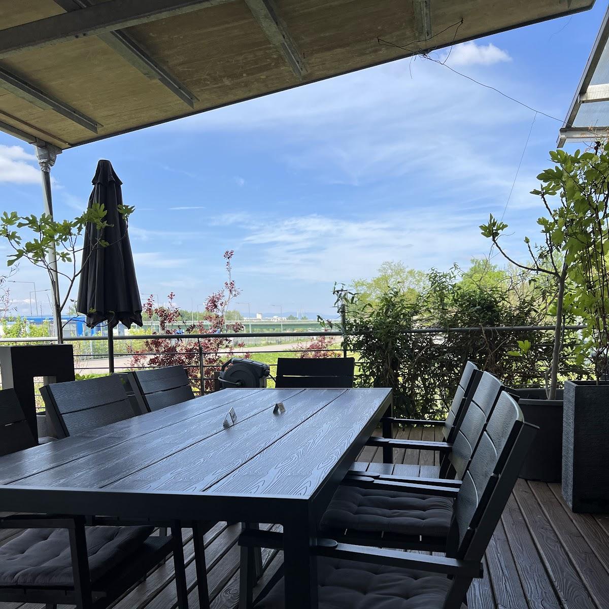 Restaurant "Restaurant Rheinpromenade & Apartment-Haus Villa Aurora" in Breisach am Rhein