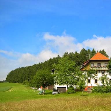 Restaurant "Höhengasthaus zum Kreuz" in Biederbach