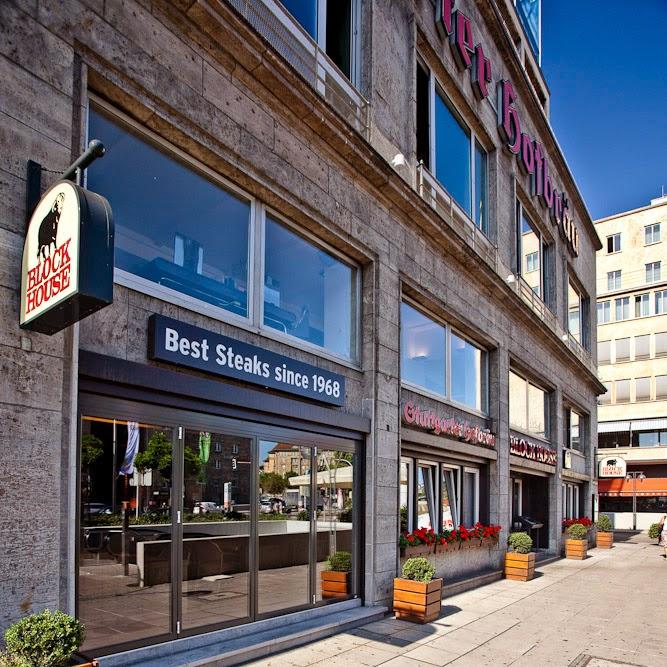 Restaurant "BLOCK HOUSE Arnulf-Klett-Platz" in Stuttgart