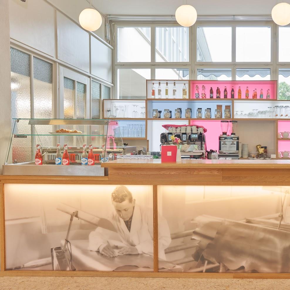 Restaurant "BATA CLUB HAUS" in Möhlin