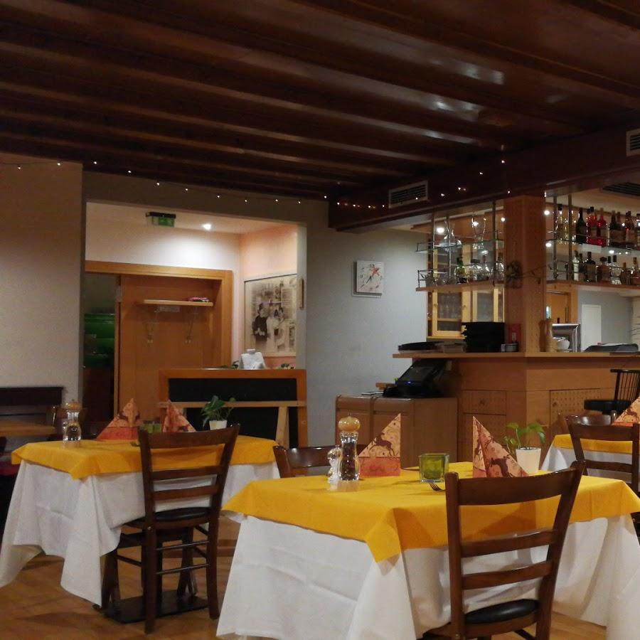 Restaurant "Gasthof Rössle Ristorante Pizzeria" in Weilheim