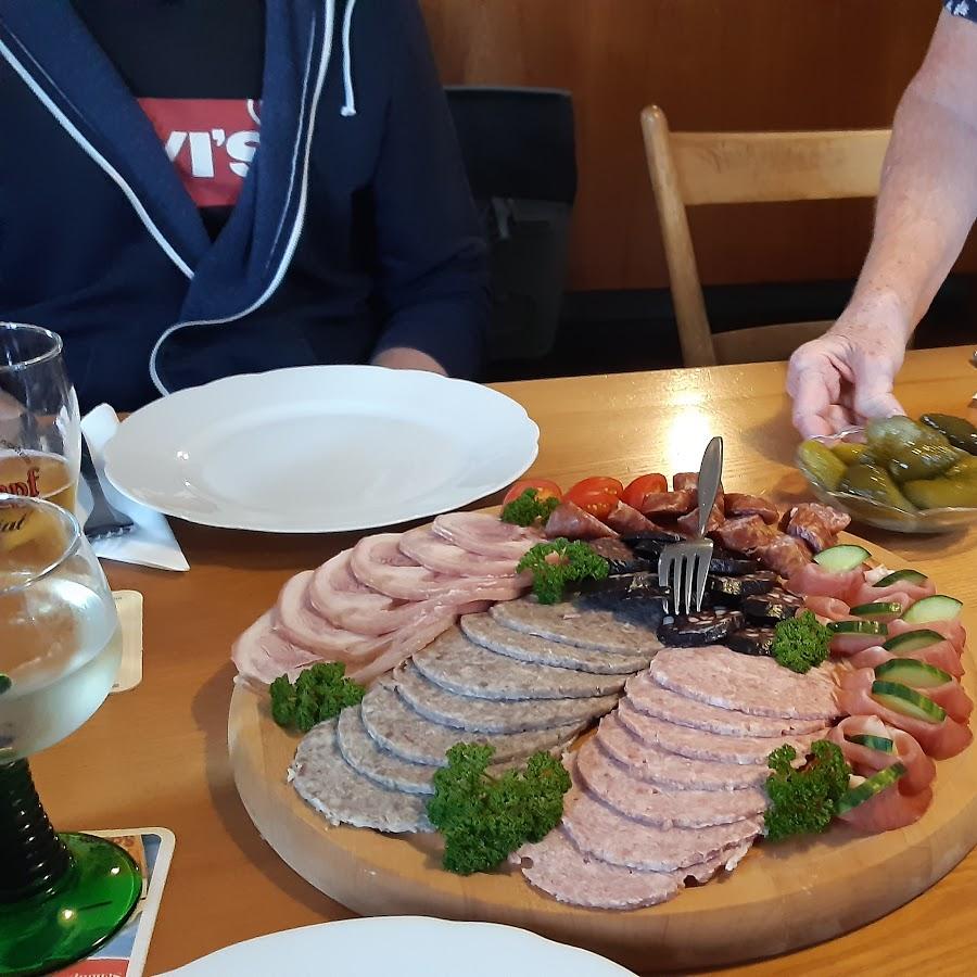 Restaurant "Hermann Eppler" in Neustetten