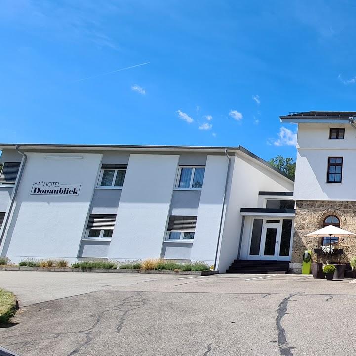 Restaurant "Hotel Donaublick" in Scheer