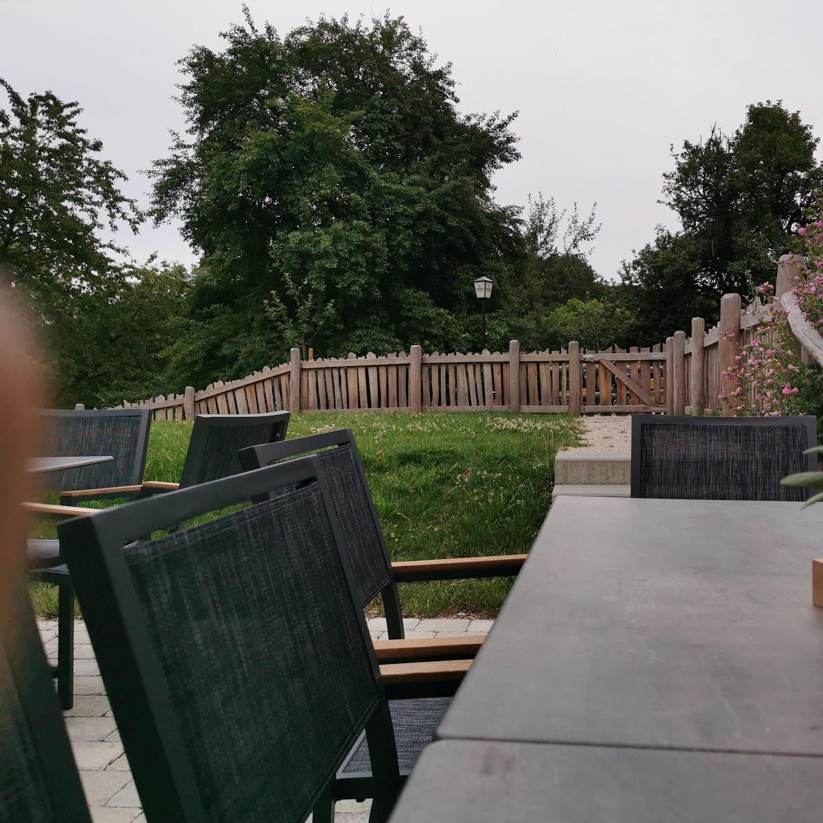 Restaurant "Gutsgaststätte Alteburg" in Reutlingen