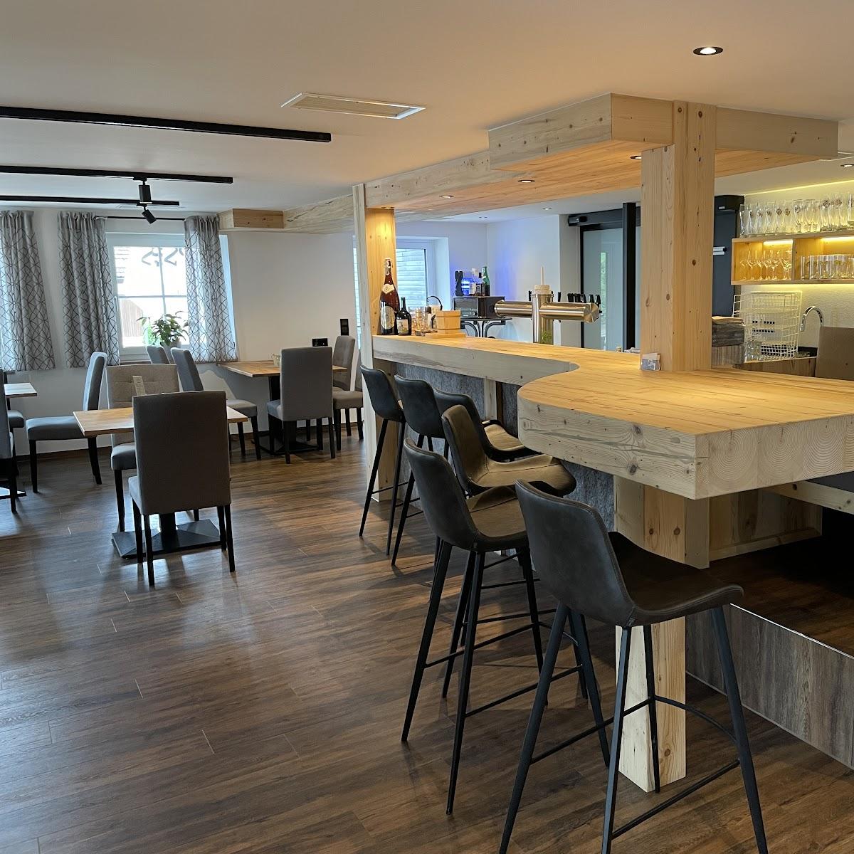 Restaurant "Landgasthaus zum Kreuz GbR | Restaurant - Hotel" in Isny im Allgäu