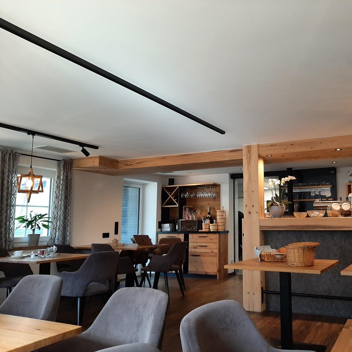 Restaurant "Landgasthaus zum Kreuz GbR | Restaurant - Hotel" in Isny im Allgäu