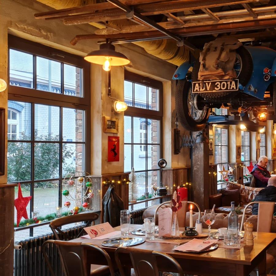 Restaurant "Motorworld Inn" in Warthausen