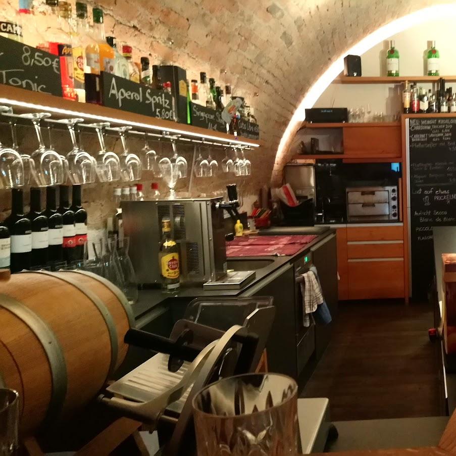 Restaurant "Historischer Weinkeller  Im Truben " in Meersburg