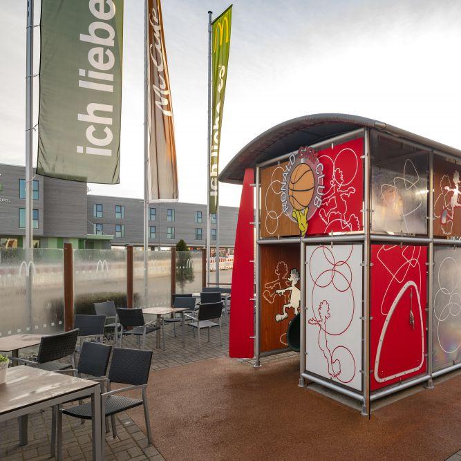 Restaurant "McDonald