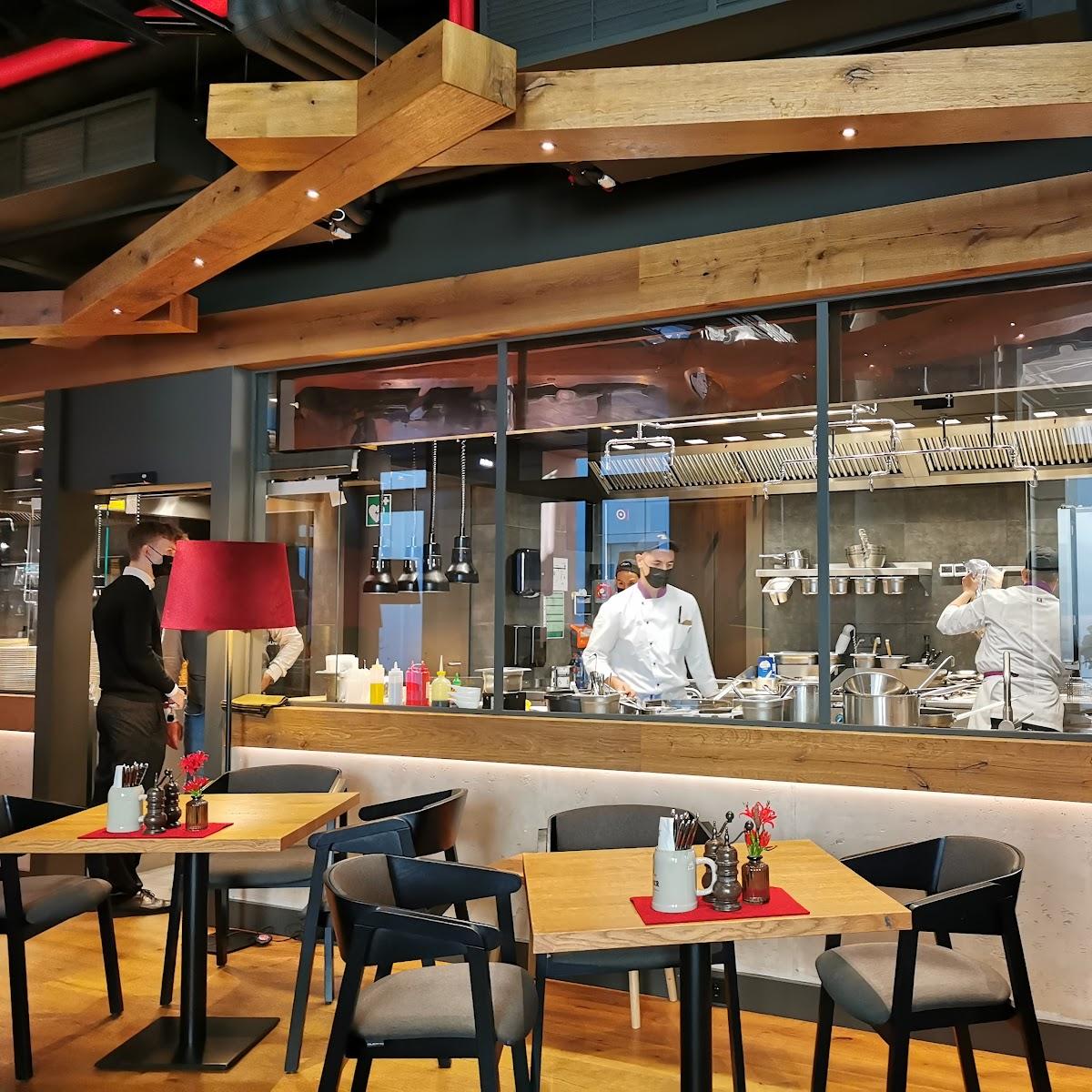 Restaurant "DO & CO Gastwirtschaft" in München