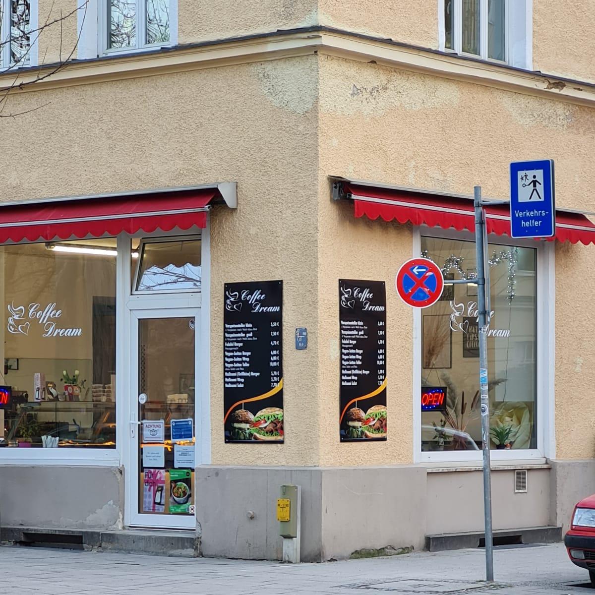 Restaurant "Coffee Dream Schwantahlerhöhe in" in München