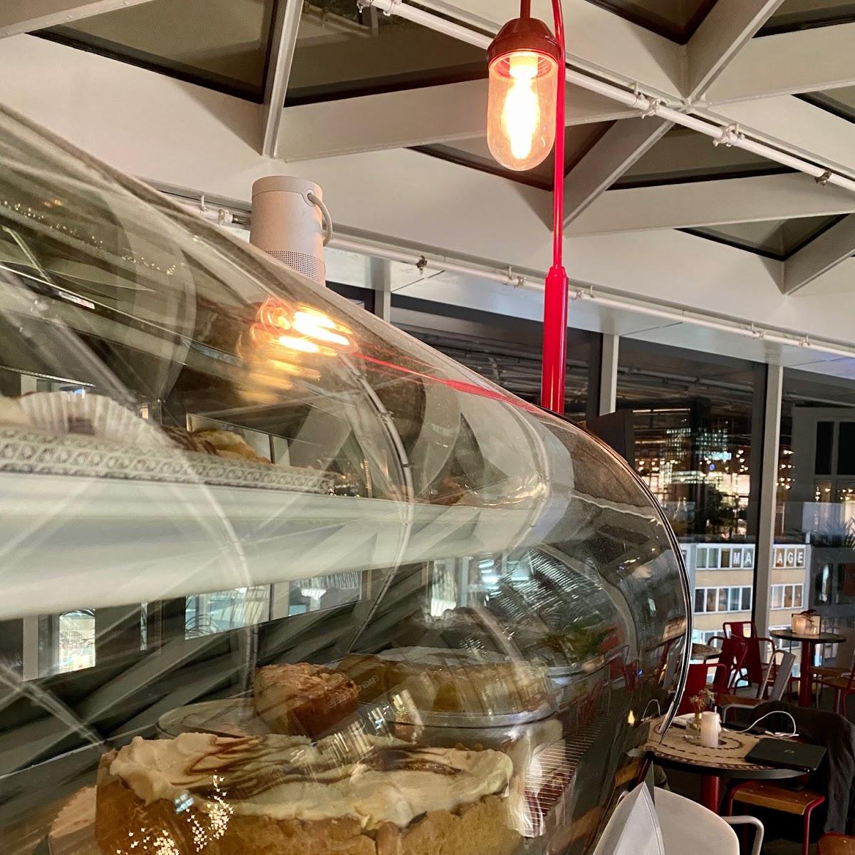 Restaurant "Vespaiolo Italian Deli & Bar" in Frankfurt am Main