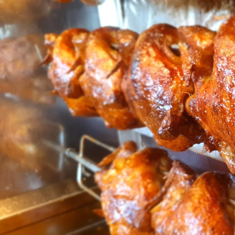 Restaurant "Hähnchengrill am Lindenbaum" in Frankfurt am Main