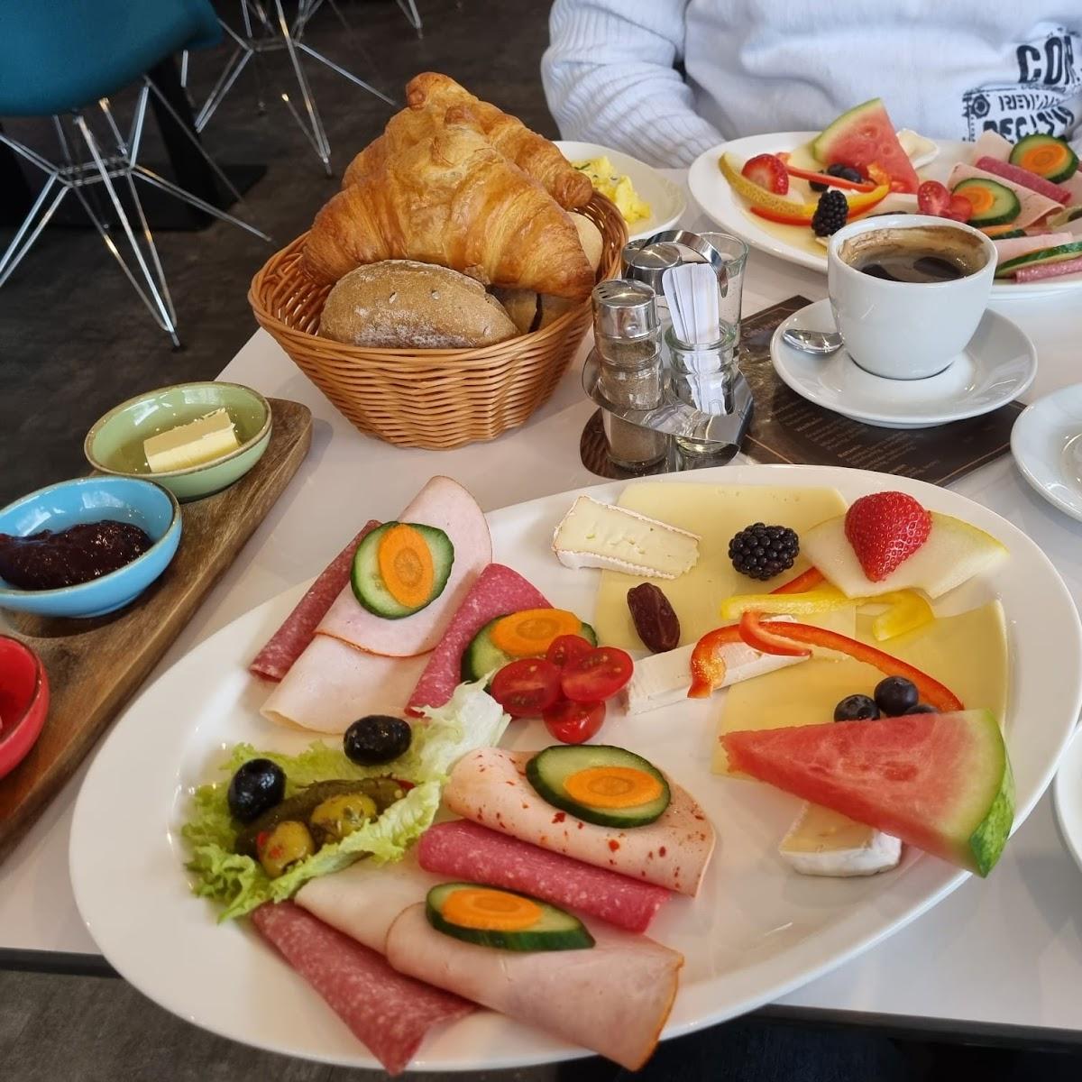 Restaurant "Café Zeitlos" in Friedberg (Hessen)