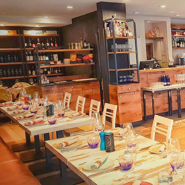 Restaurant "And & Vin - L