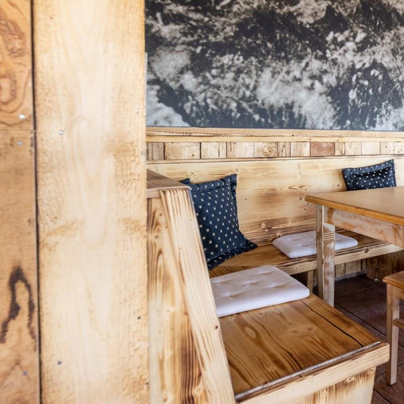 Restaurant "Feldberghaus" in Schmitten im Taunus