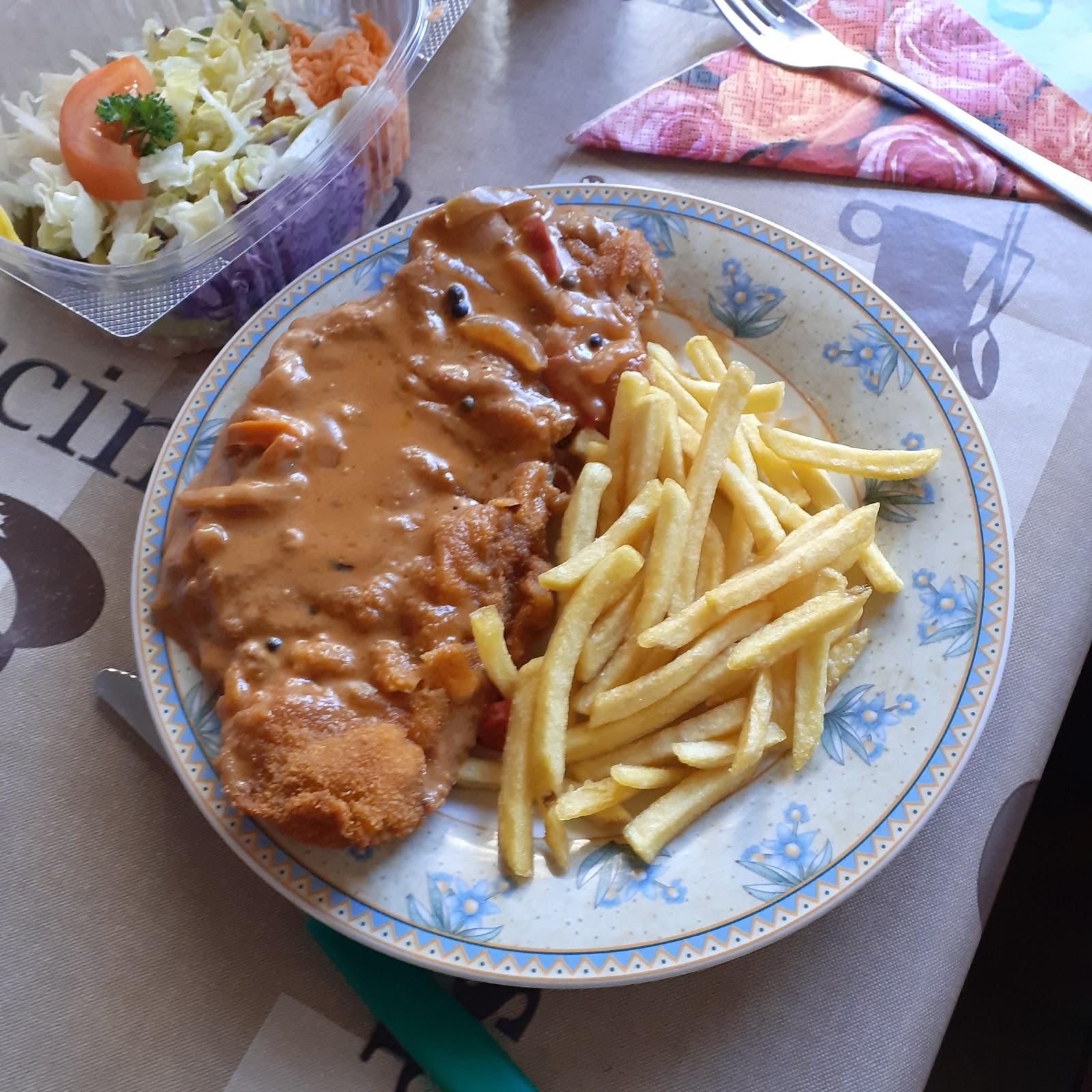 Restaurant "Gasthaus Zur Linde" in  Wied