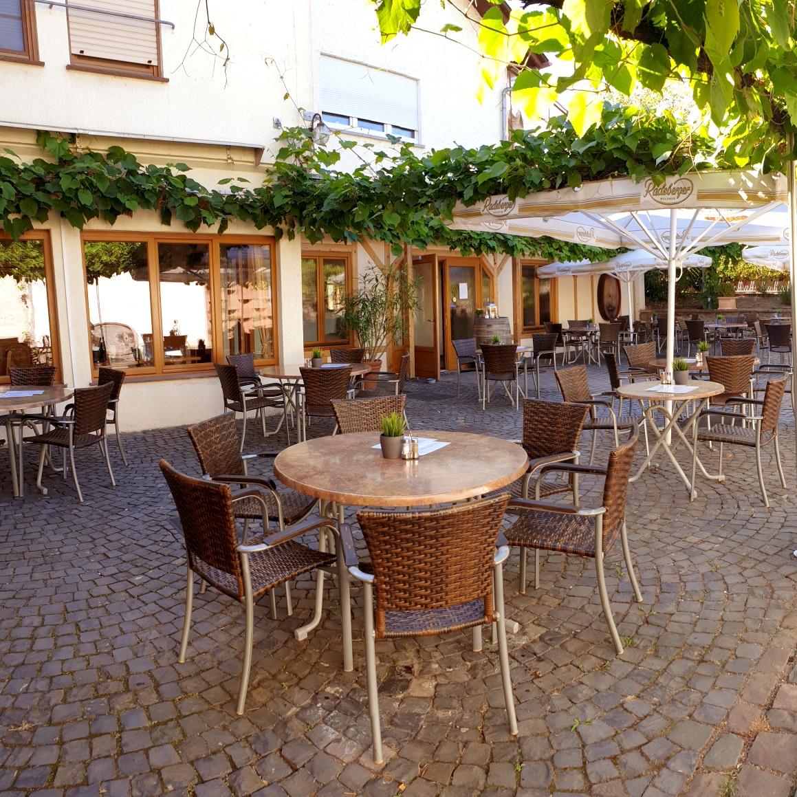 Restaurant "Wingertsknorze Inh. Martin Sabol" in Oestrich-Winkel