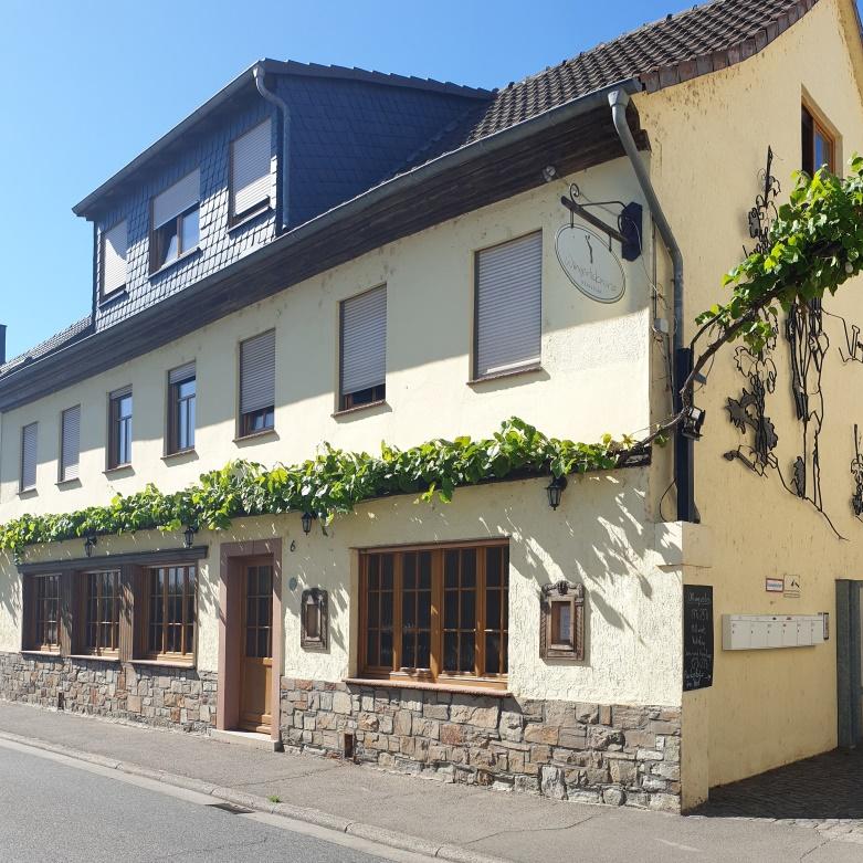 Restaurant "Wingertsknorze Inh. Martin Sabol" in Oestrich-Winkel