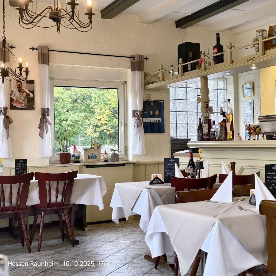 Restaurant "Trattoria Pizzeria Calabrisella" in Raunheim