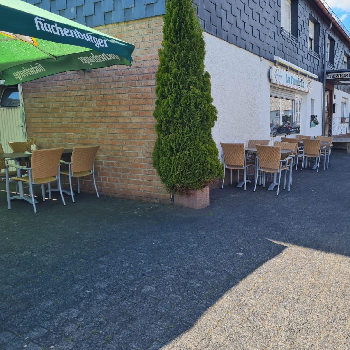 Restaurant "Restaurant - Pizzeria - La Famiglia La Famiglia" in Lochum