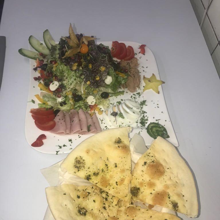 Restaurant "Zahra