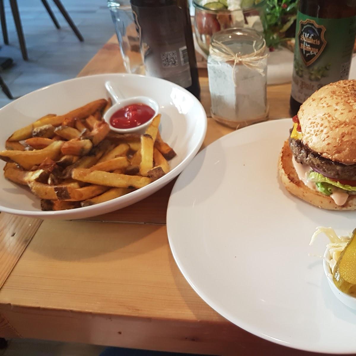 Restaurant "NACHBAR -" in Kassel