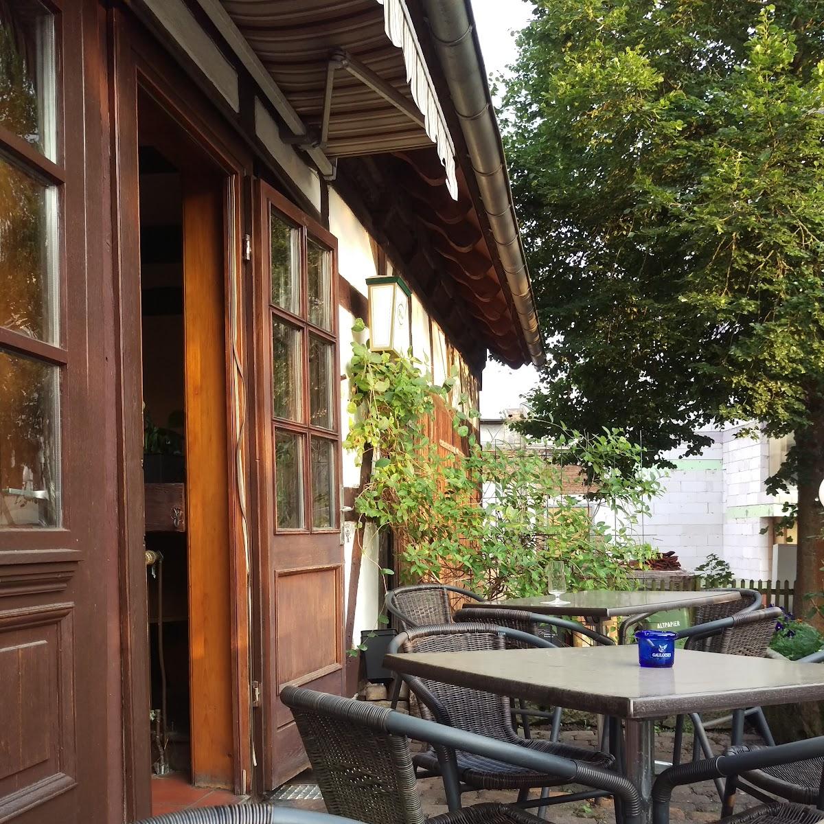 Restaurant "La Grotta" in Helsa