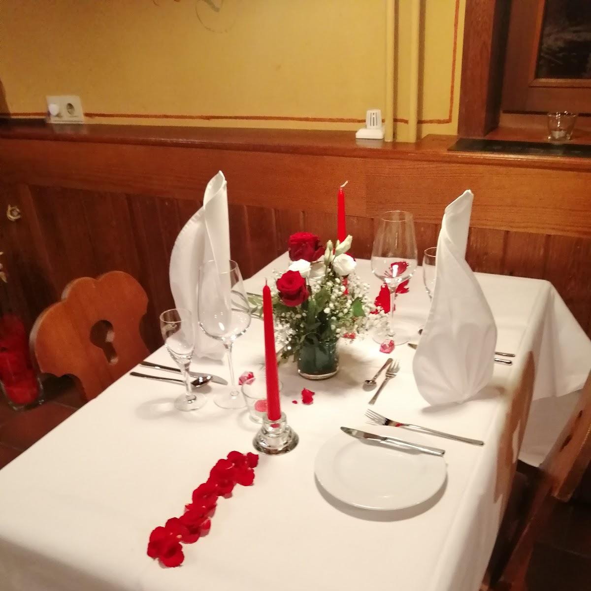 Restaurant "Altes Rathaus -Wettesingen" in Breuna