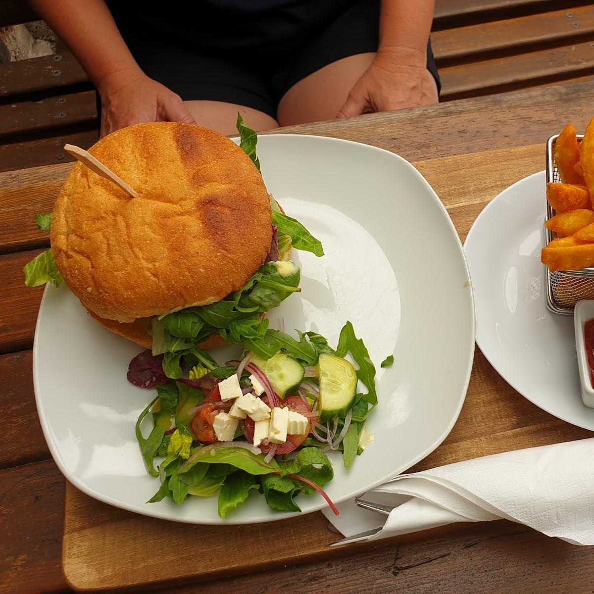 Restaurant "Gasthaus Zur Fähre" in Vöhl