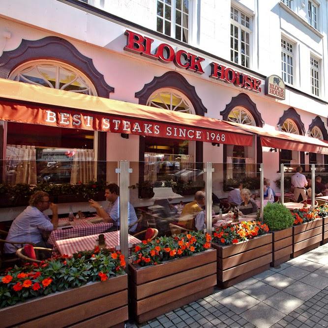 Restaurant "BLOCK HOUSE Kirchenallee" in Hamburg