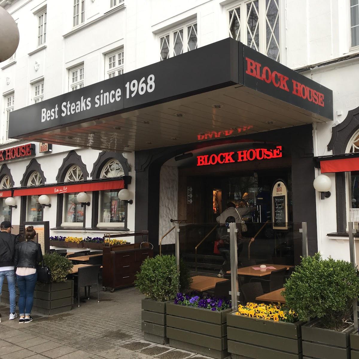 Restaurant "BLOCK HOUSE Kirchenallee" in Hamburg