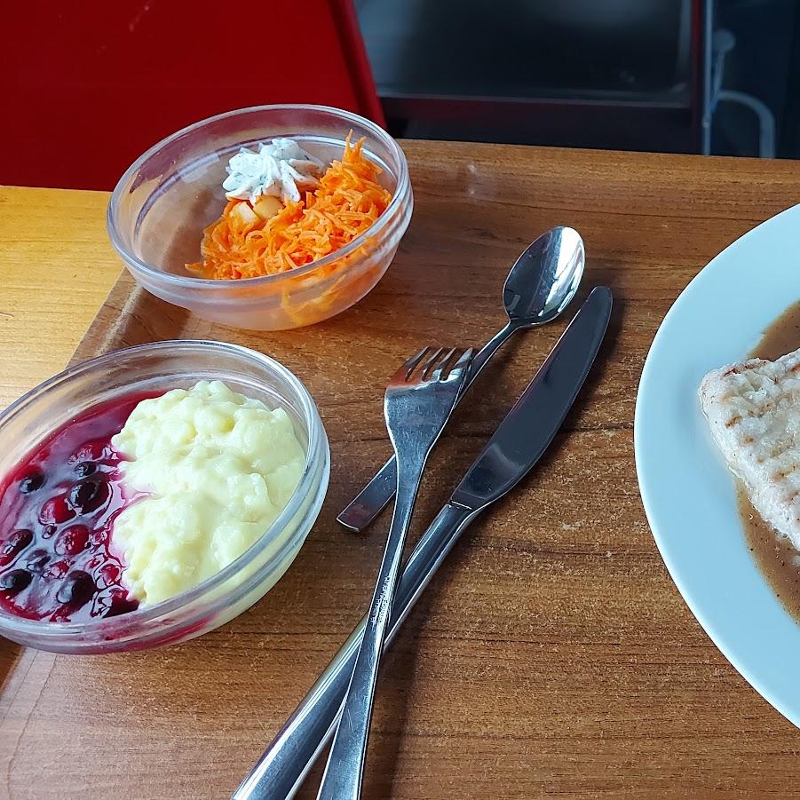 Restaurant "Food-Bus" in Neubrandenburg