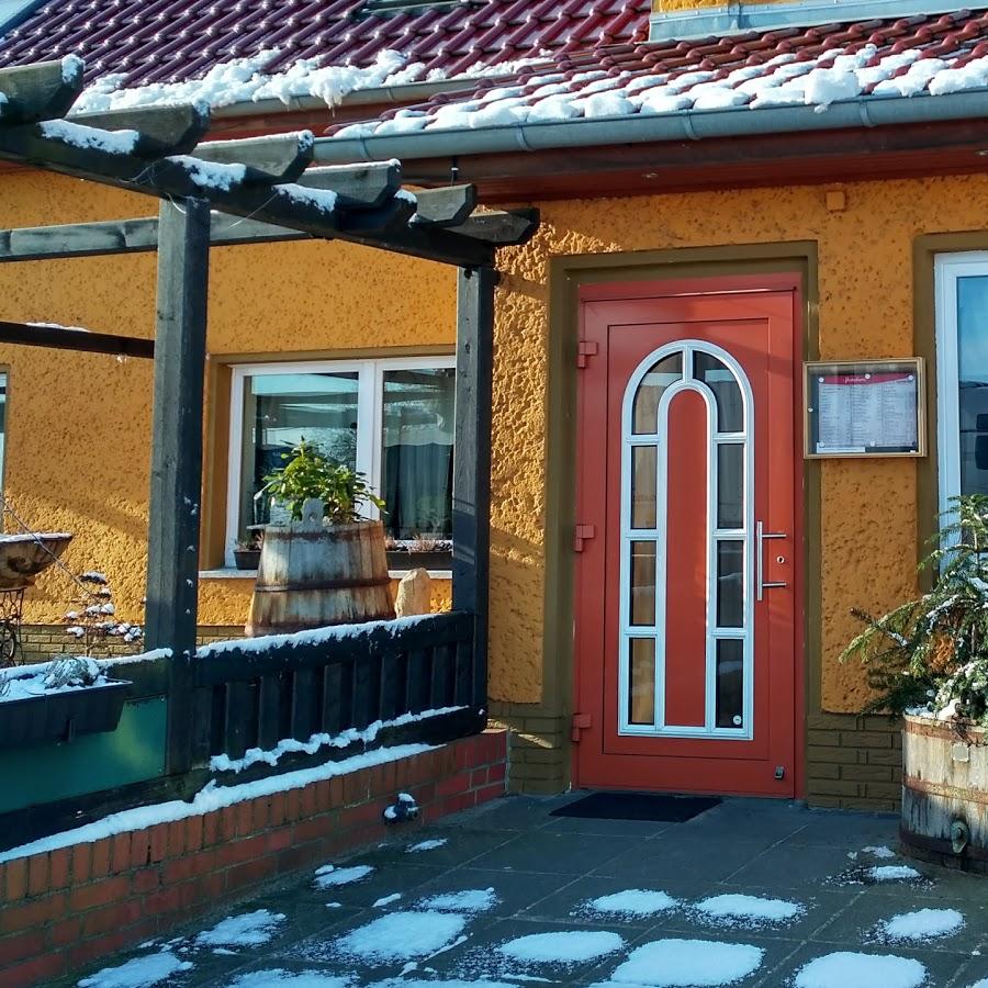 Restaurant "Klatzower Berg" in Altentreptow