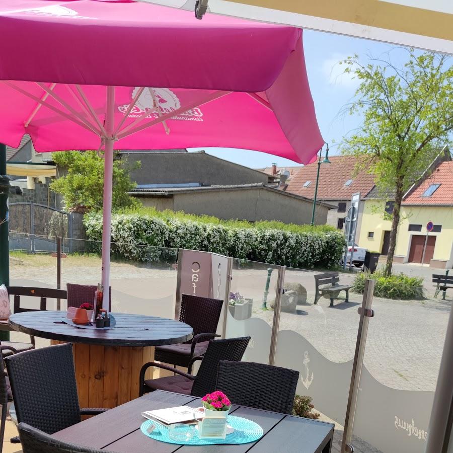 Restaurant "Peenehuus Cafe & mehr" in Neukalen