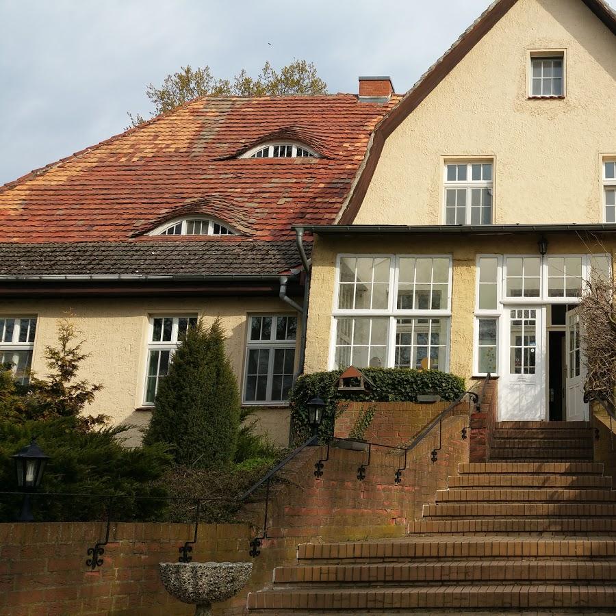 Restaurant "Das Gutshaus Bikerhotel" in Alt Tellin