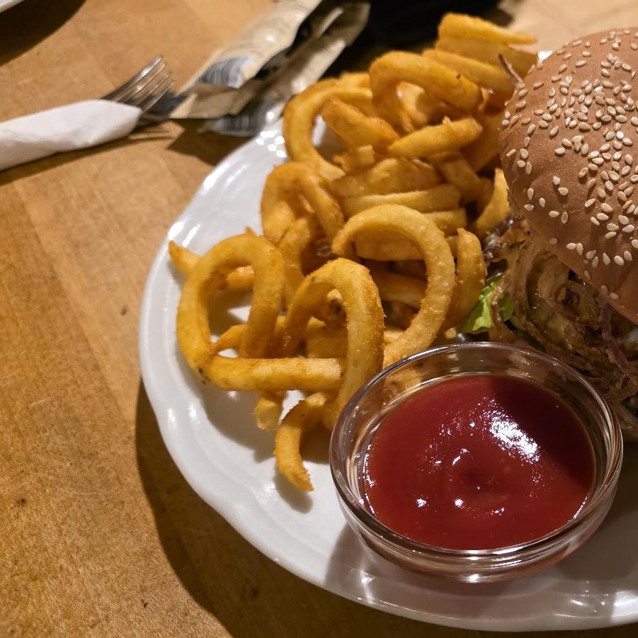 Restaurant "Brauereigaststätte Bähr" in Schönbrunn im Steigerwald