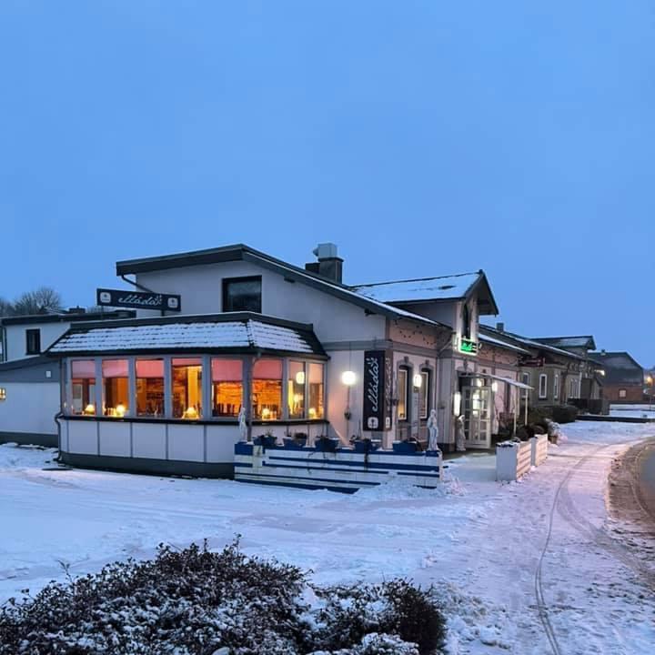 Restaurant "Ellada Restaurant & Hotel" in Tarp