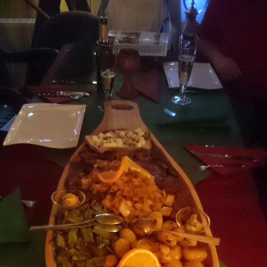 Restaurant "Restaurant Burgunder Turm" in Gundersheim