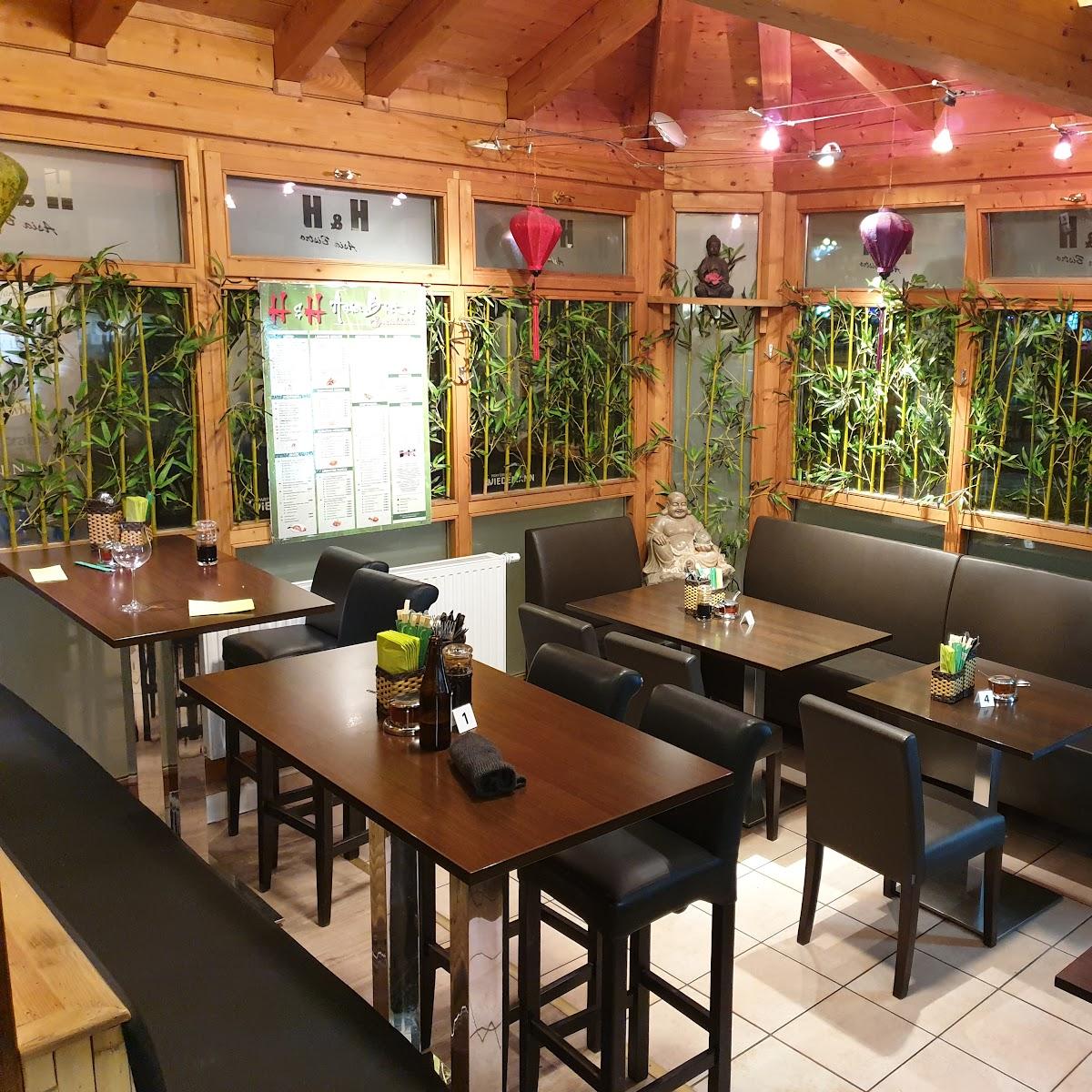 Restaurant "H&H Asia Bistro" in Grünwald