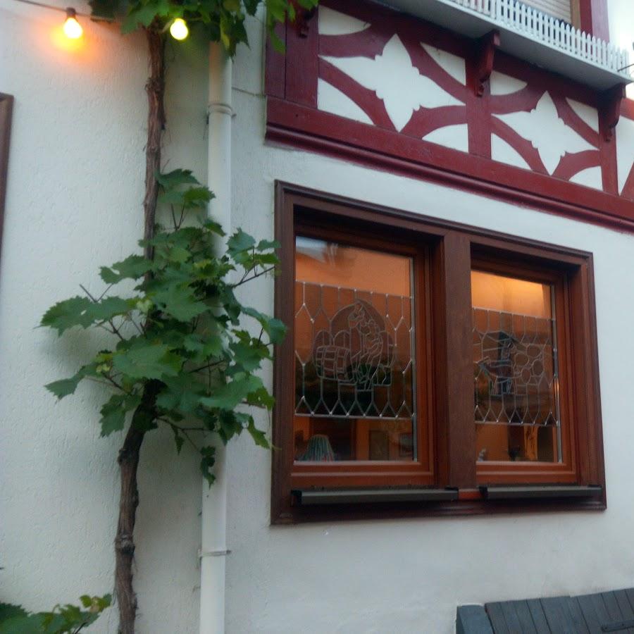 Restaurant "Wein- & Gästehaus Kühn’s Weinschenke" in Pünderich